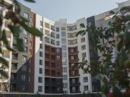 Продажа большая 1 однокомнатная квартира на набережной Ирпень. Агентство недвижимости