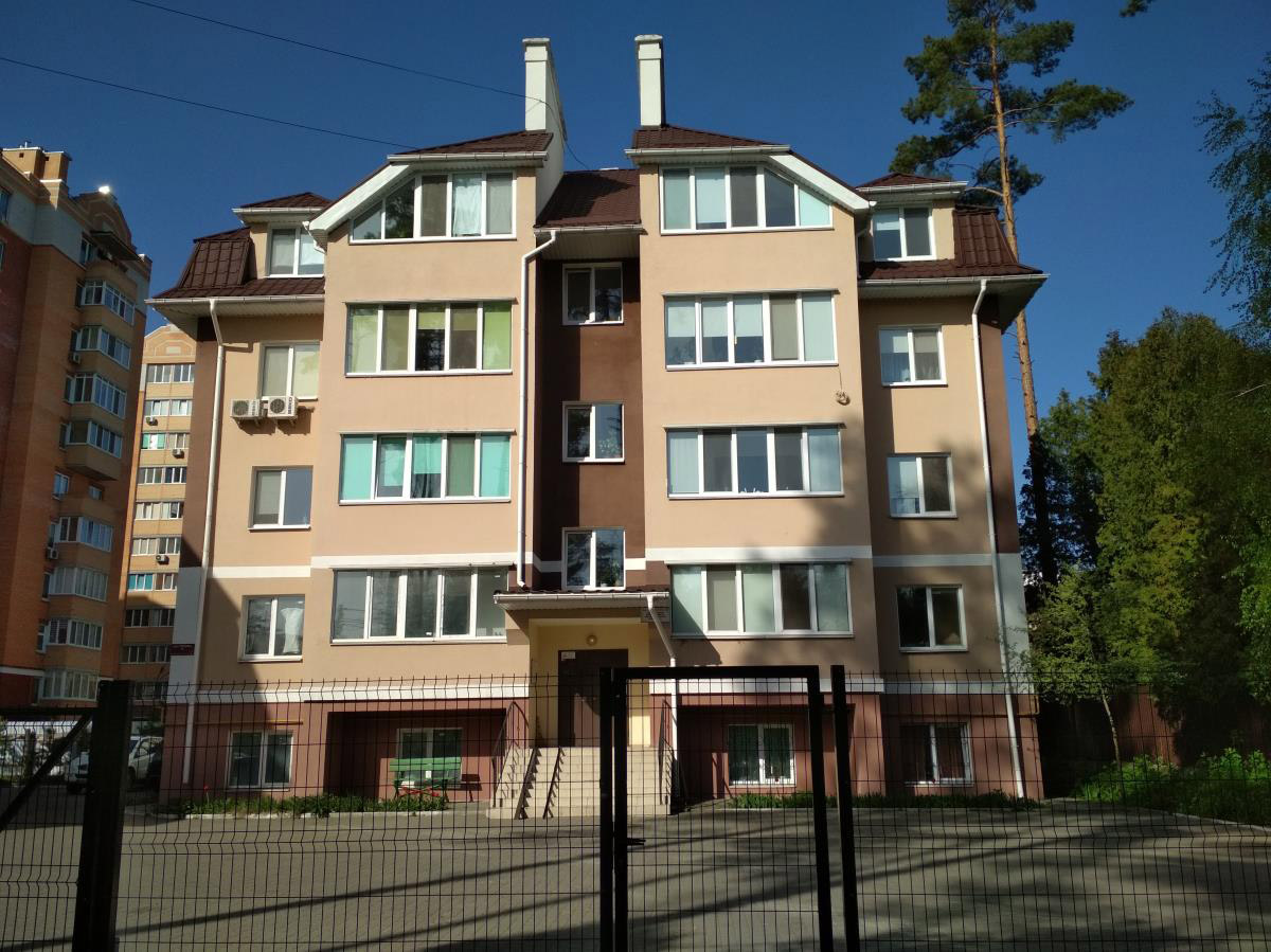 Продажа двухуровневая квартира возле Центрального парка улица Чехова Ирпень. Агентство недвижимости
