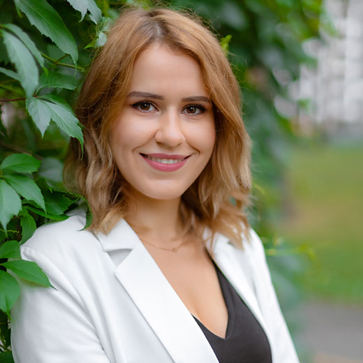 Ольга Выговская, риелтор. Продажа недвижимости Ирпень, Буча, Киев. Агентство