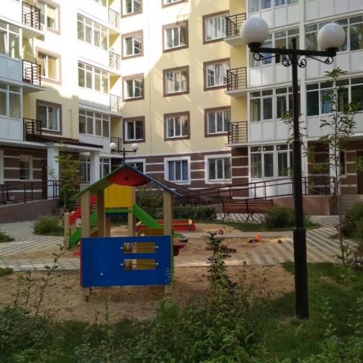 Продажа видовая двухкомнатная квартира возле Бучанского парка в Буче. Агентство недвижимости