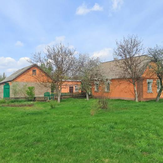 Продажа частный дом с участком 33 сотками в селе Бабинцы Бородянка. Агентство недвижимости