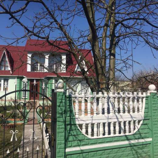 Продажа двухэтажный дом с 8 сотками на Осокорках Киев. Агентство недвижимости