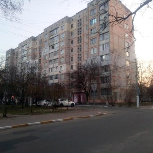 Продажа 3 трехкомнатная квартира под ремонт улица Ярославская центр Ирпеня. Агентство недвижимости
