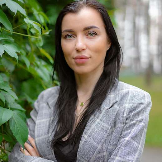 Надежда Дубогрий, риелтор. Продажа недвижимости Ирпень, Буча, Киев. Агентство