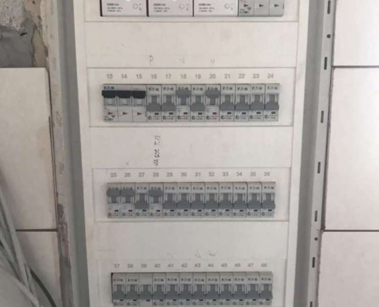 Продажа новый дом с ремонтом мебелью и участком 11 соток Лесная Буча. Агентство недвижимости