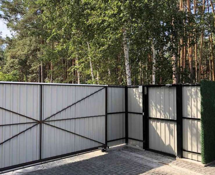 Продажа таунхаус в закрытом городке Garden House с выходом в лес Гостомель. Агентство недвижимости