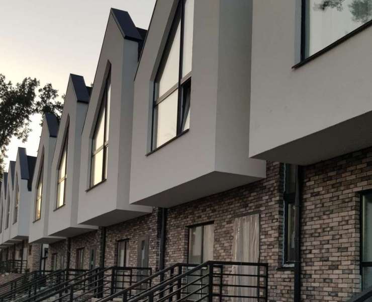 Продажа готовый таунхаус Family Park Residence лесная Буча. Агентство недвижимости
