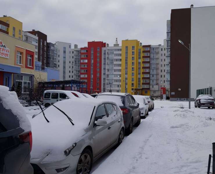 Продажа 2 двухкомнатная квартира с частичным ремонтом в заселенном доме Буча. Агентство недвижимости