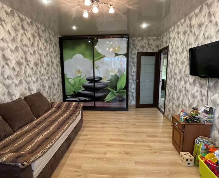 Продажа 3 трехкомнатная квартира с ремонтом улица Яблонская Буча. Агентство недвижимости
