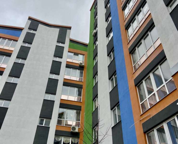 Продажа 1 однокомнатная квартира с начальным ремонтом под Киевом. Агентство недвижимости