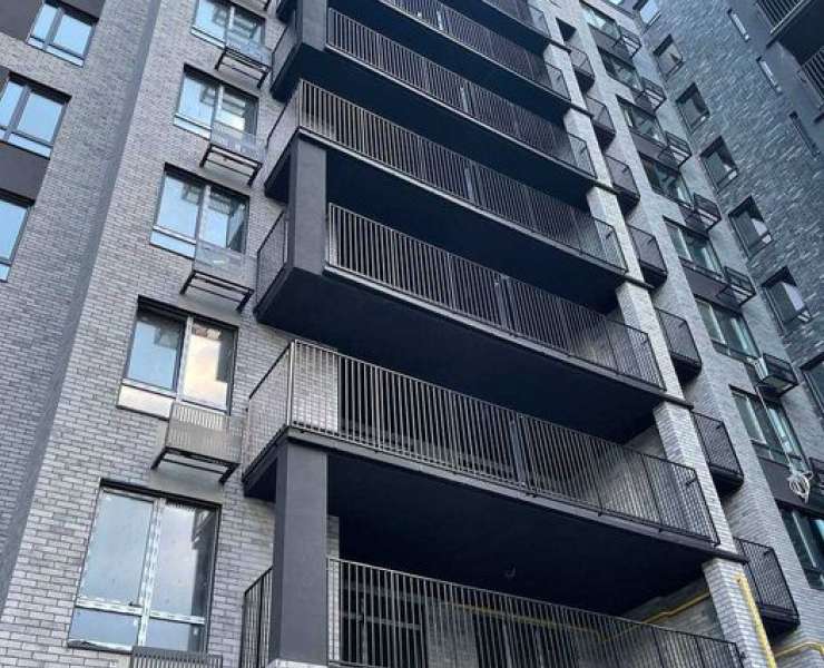 Продажа уютная 2 двухкомнатная квартира с большой террасой и кухней-гостиной ЖК Ютландия Ирпень. Агентство недвижимости