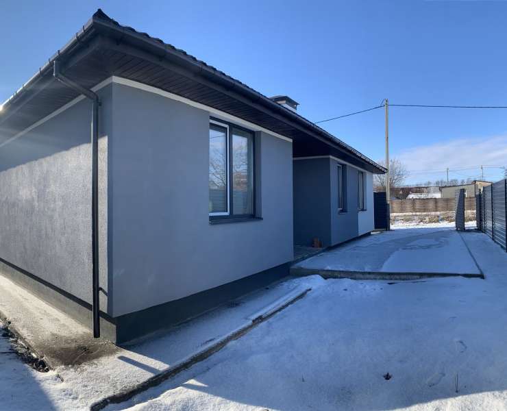 Продажа новый дом с максимальной отделкой и участоком 5 соток в Гостомеле. Агентство недвижимости