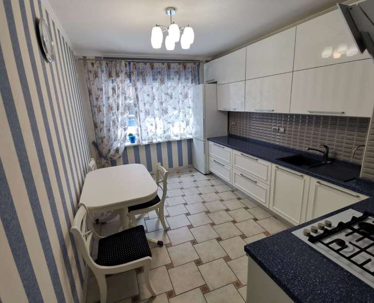 Продажа 2 двухкомнатная квартира в ЖК Рич Таун Буча. Агентство недвижимости