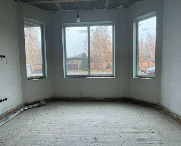 Продажа отдельно стоящий дом село Гореничи Киевская область. Агентство недвижимости