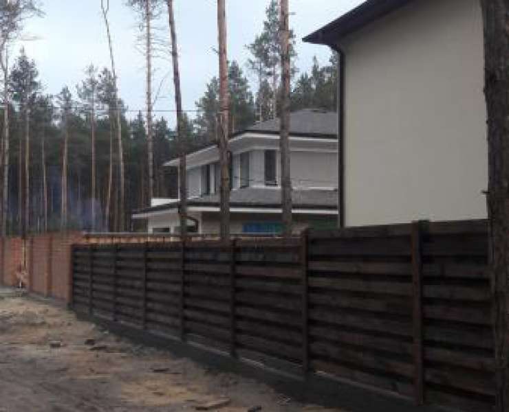 Продажа новый дом дуплекс в окружении сосен в Гостомеле. Агентство недвижимости
