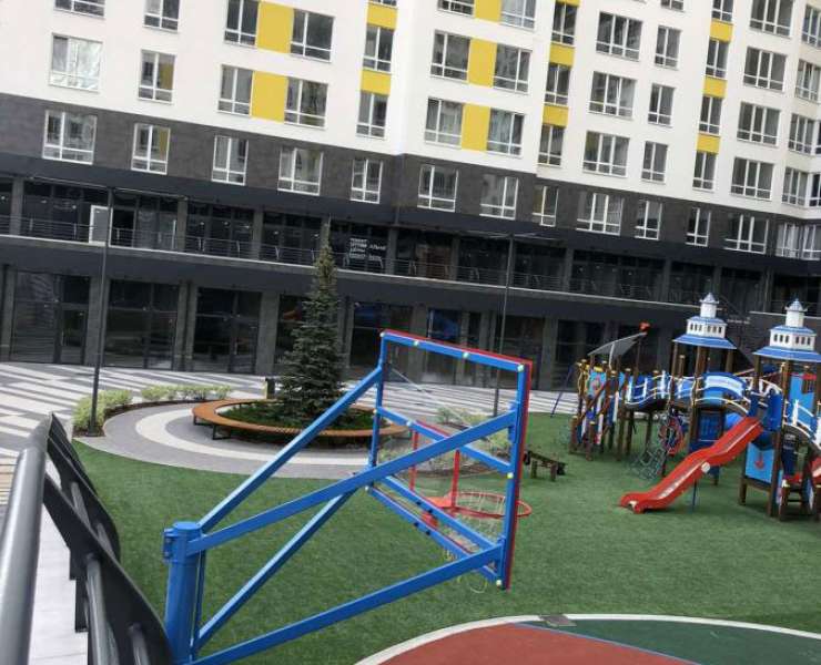 Продажа большая 1 однокомнатная квартира с качественным светлым ремонтом Ирпень. Агентство недвижимости