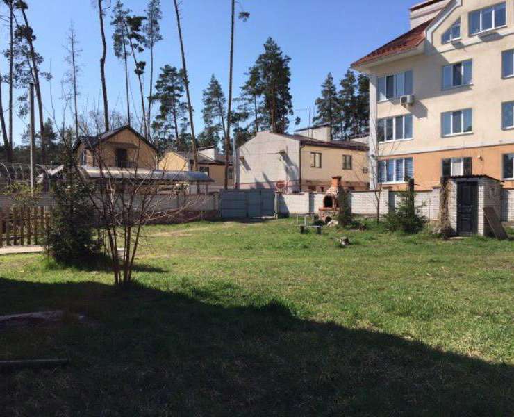 Продажа большой частный дом с 12 сотками земли город Ирпень. Агентство недвижимости