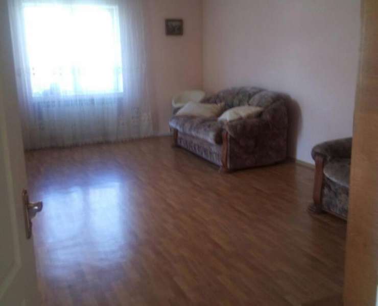 Продажа большой частный дом с 12 сотками земли город Ирпень. Агентство недвижимости