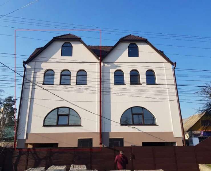 Продажа большой двухэтажный дом дуплекс улица Киевская в центре Ирпеня. Агентство недвижимости