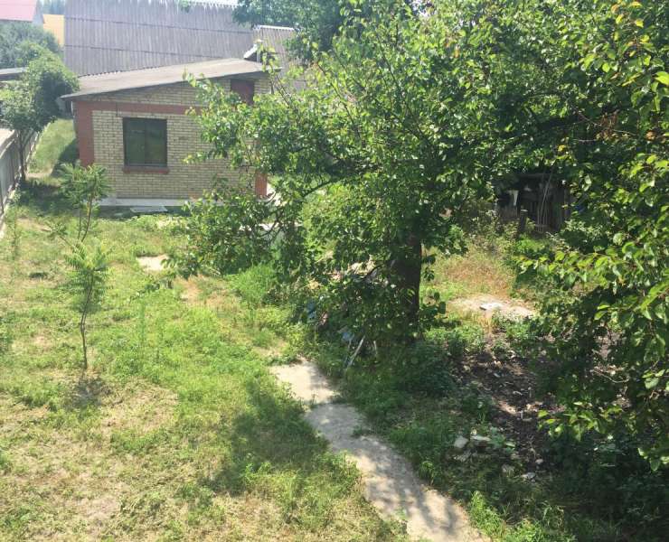 Продажа частный дом и летняя кухня на участке 6 соток в Ворзеле. Агентство недвижимости
