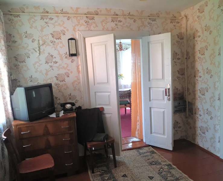 Продажа частный дом с участком 33 сотками в селе Бабинцы Бородянка. Агентство недвижимости