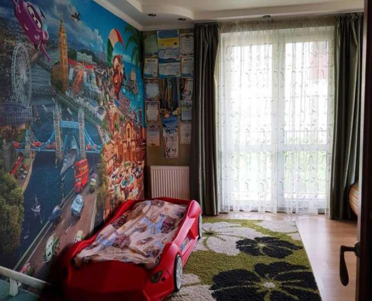 Продажа двухэтажный дом дуплекс с ремонтом в центре Ирпеня. Агентство недвижимости