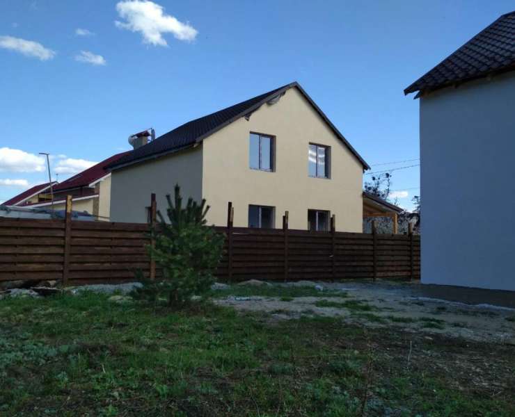 Продажа двухэтажный дом с 6 сотками земли в Ворзеле. Агентство недвижимости