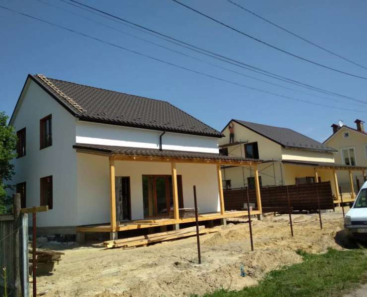Продажа двухэтажный дом с 6 сотками земли в Ворзеле. Агентство недвижимости