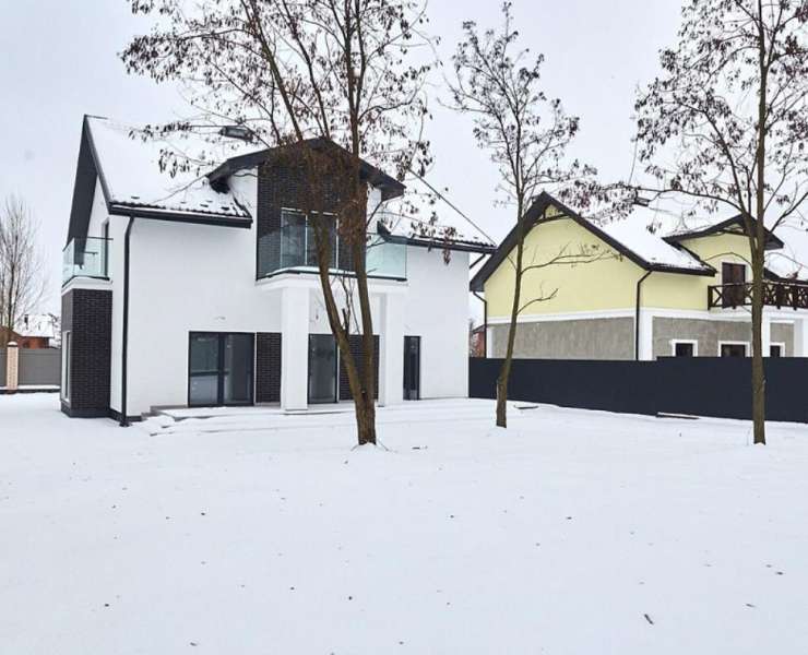 Продажа двухэтажный загородный дом в поселке Гореничи. Агентство недвижимости