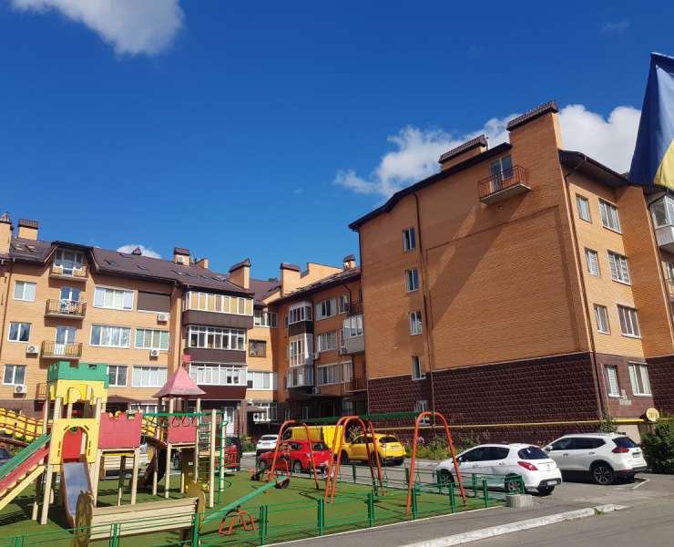 Продажа 2 двухкомнатная квартира с ремонтом мебелью и техникой улица Декабристов Ворзель. Агентство недвижимости