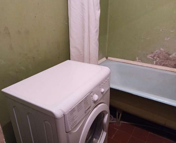 Продажа 2 двухкомнатная квартира улица Бальзака Троещина Киев. Агентство недвижимости