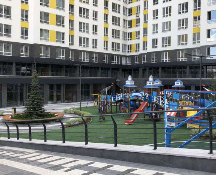 Продажа новая 3 трехкомнатная квартира с кухней-гостиной улица Университетская Ирпень. Агентство недвижимости