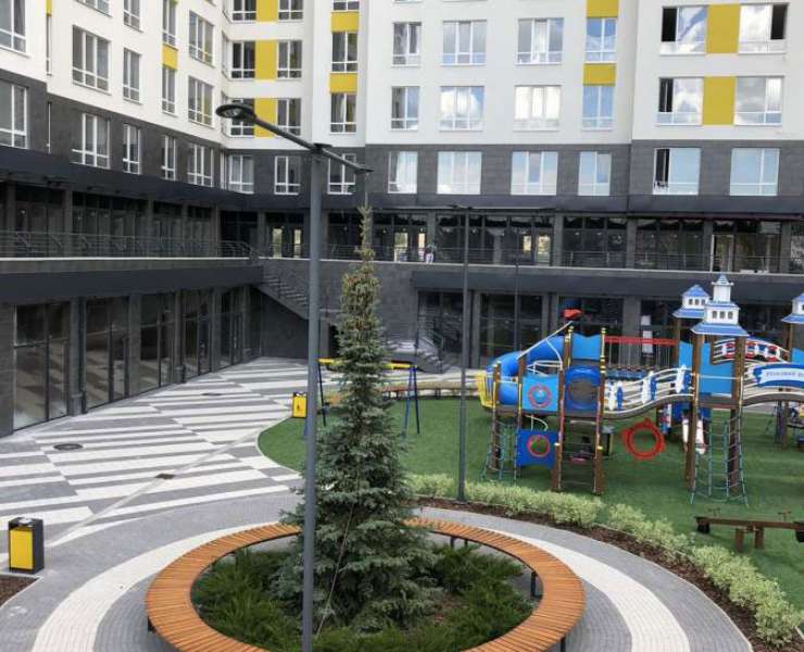Продажа новая 3 трехкомнатная квартира с кухней-гостиной улица Университетская Ирпень. Агентство недвижимости