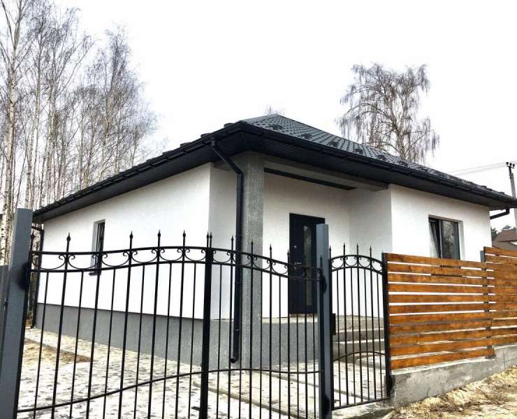Продажа новый одноэтажный дом возле озера в окружении березок Гостомель. Агентство недвижимости