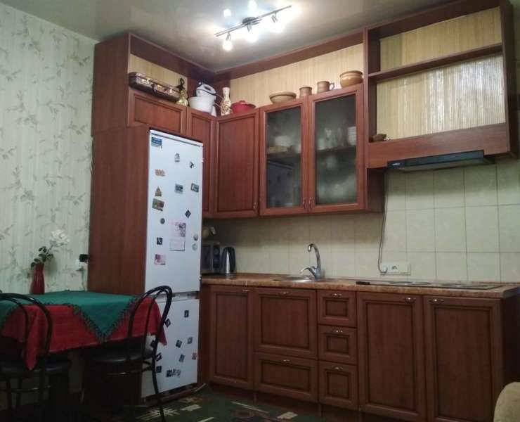 Продажа 1 однокомнатная квартира на цокольном этаже в районе Центрального парка улица Чехова Ирпень. Агентство недвижимости
