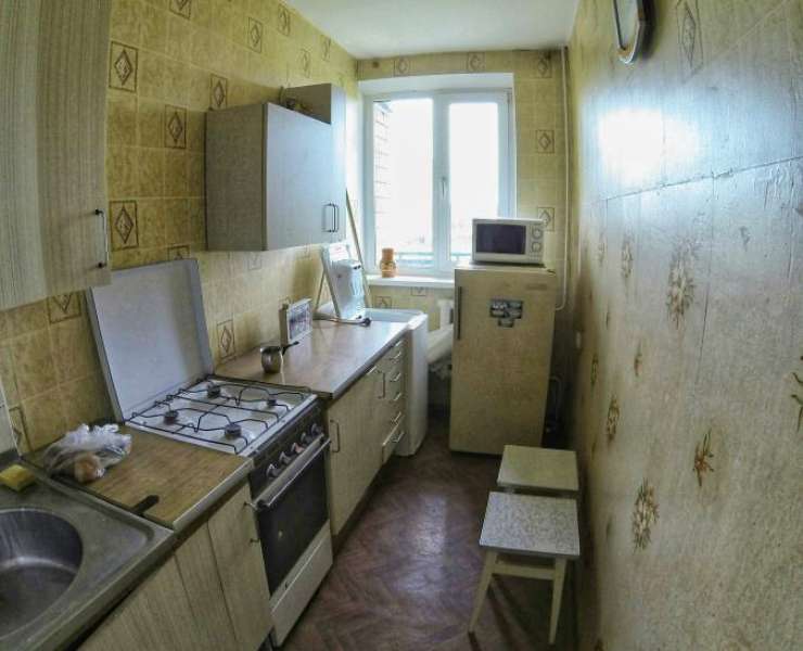 Продажа однокомнатная квартира на Никольской Борщаговке возле парка Потапова в Киеве. Агентство недвижимости