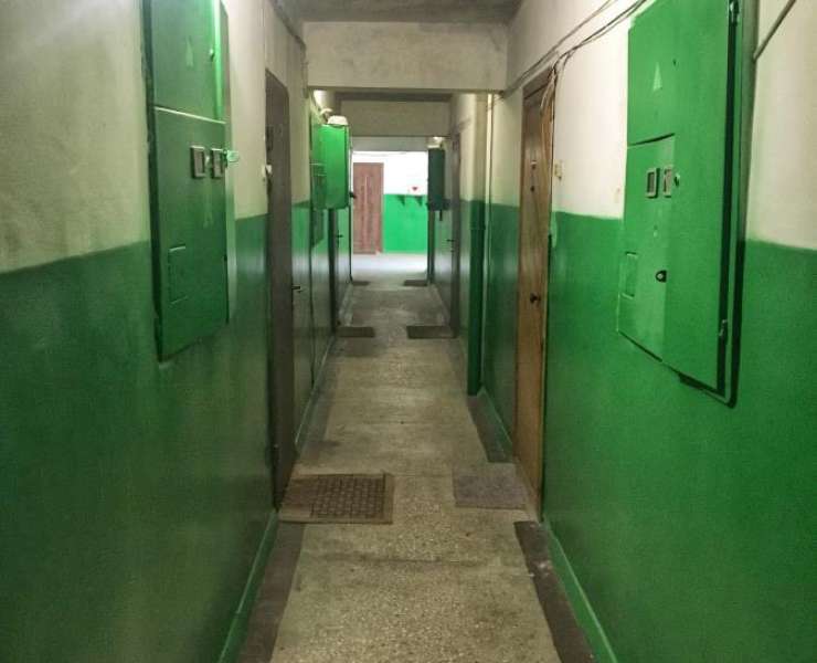 Продажа однокомнатная квартира на Никольской Борщаговке возле парка Потапова в Киеве. Агентство недвижимости
