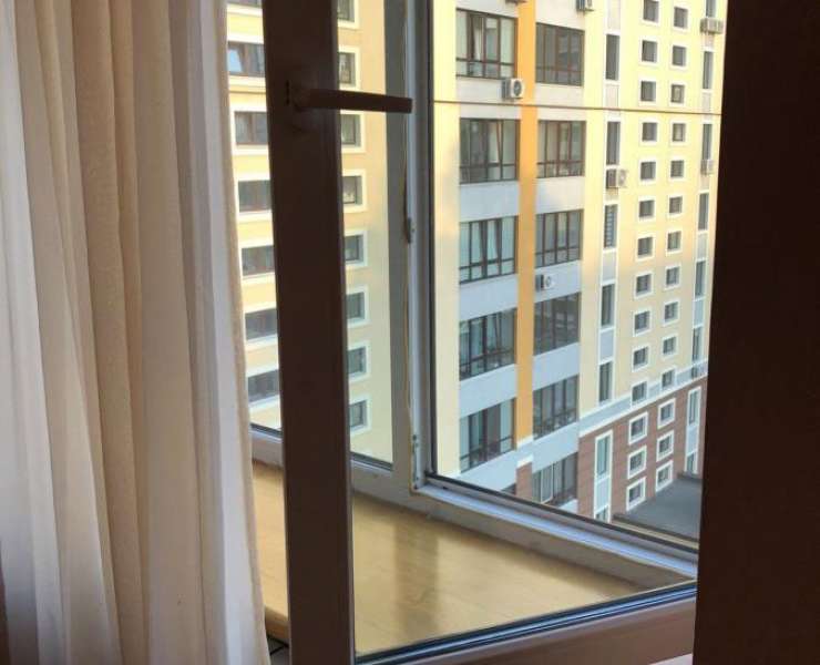 Продажа 1 однокомнатная квартира с кухней-гостиной ЖК Фаворит улица Минеральная Ирпень. Агентство недвижимости