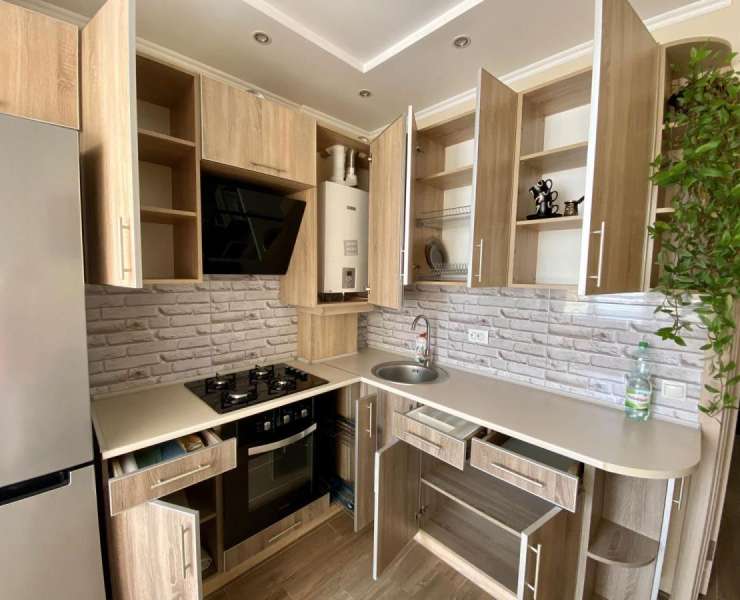 Продажа 1 однокомнатная квартира с ремонтом полностью укомплектована ЖК Синергия 2 улица Мечникова Ирпень. Агентство недвижимости