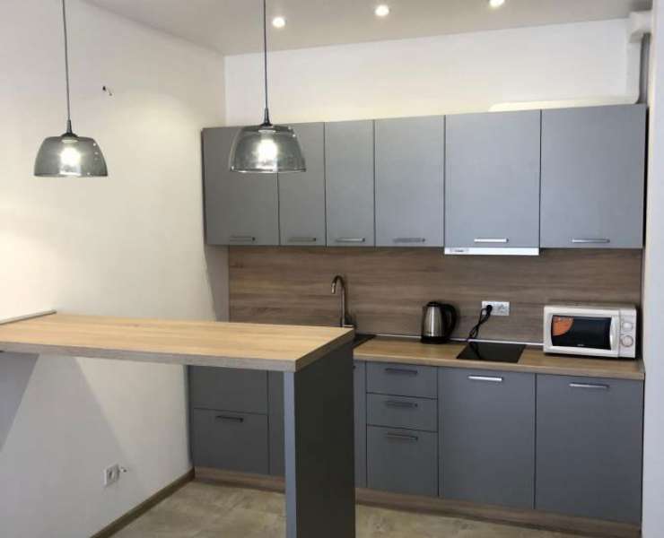 Продажа 1 однокомнатная квартира с ремонтом в ЖК Nyvky Plaza улица Сырецко-Садовая Киев. Агентство недвижимости