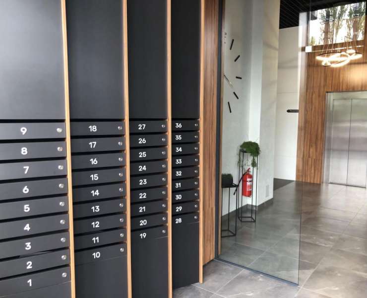 Продажа 1 однокомнатная квартира с ремонтом в ЖК Nyvky Plaza улица Сырецко-Садовая Киев. Агентство недвижимости