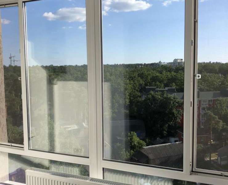 Продажа 1 однокомнатная видовая квартира с ремонтом ЖК Лемонграсс улица Тургеневская центр Ирпеня. Агентство недвижимости