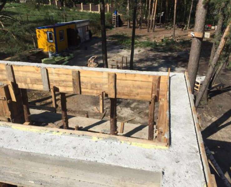 Продажа шикарный дом в курортной части Ирпеня улица Луговая. Агентство недвижимости