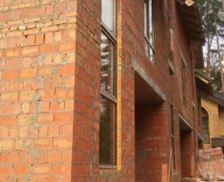 Продажа таунхаус в районе Центрального парка города Ирпень. Агентство недвижимости