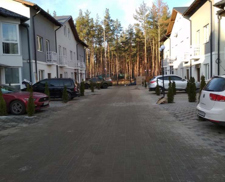 Продажа таунхаус в коттеджном городке закрытого типа среди сосен улица Гостомельское шоссе Гостомель. Агентство недвижимости