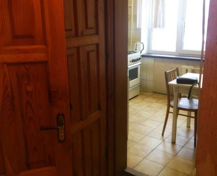 Продажа 3 трехкомнатная квартира на Нивках по улице Марка Безручка в Киеве. Агентство недвижимости