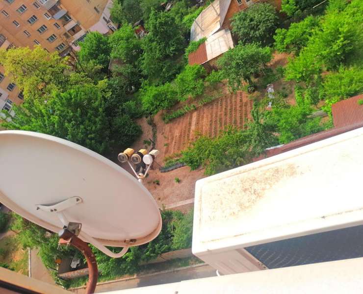 Продажа 3 трехкомнатная квартира с ремонтом и встроенной кухней на улице Антонова Ирпень. Агентство недвижимости