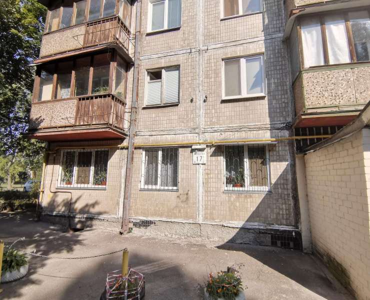 Продажа 3 трехкомнатная квартира в парке Орлятко улица Николая Василенко Киев. Агентство недвижимости