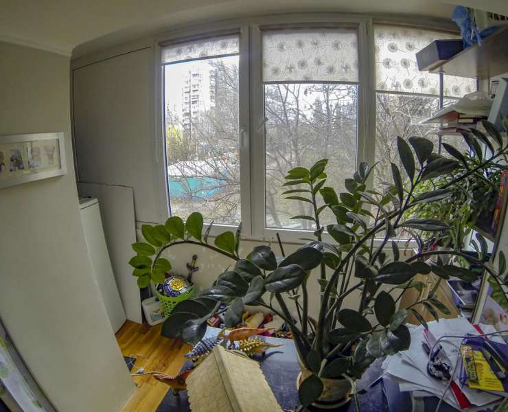 Продажа 3 трехкомнатная квартира в теплом кирпичном доме улица Симиренко Киев. Агентство недвижимости
