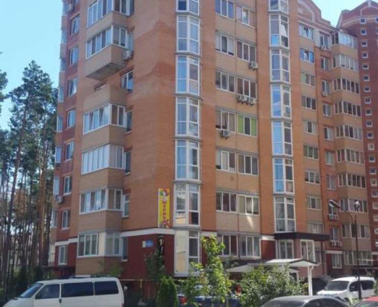 Продажа трехкомнатная квартира возле Центрального парка в ЖК Киевский Ирпень. Агентство недвижимости